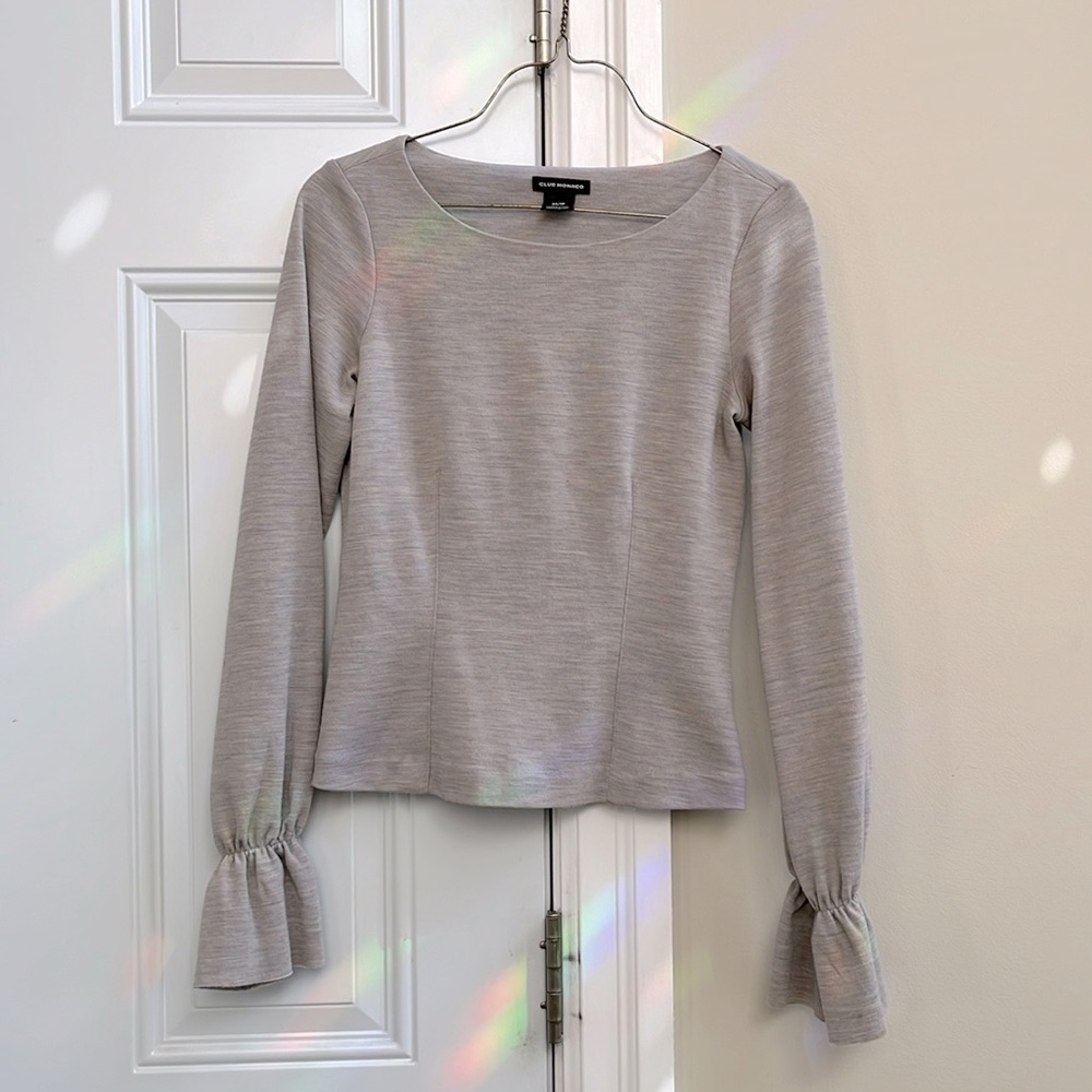 Banana republic 100% wool blouse top with flared sleeves